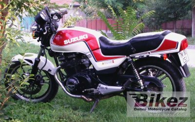 1985 Suzuki GSX 400 S photo